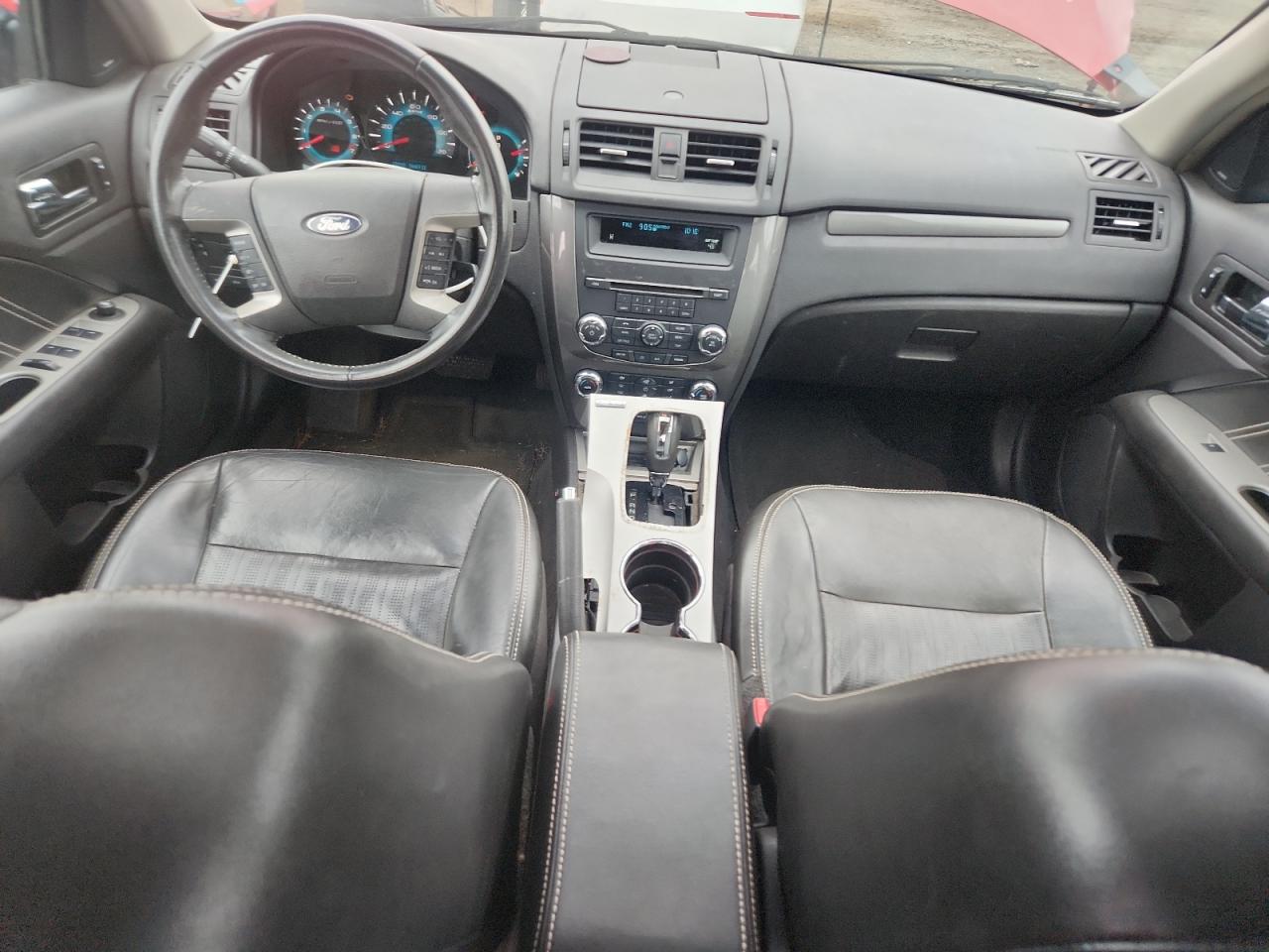 Ford Fusion Sport Image 12