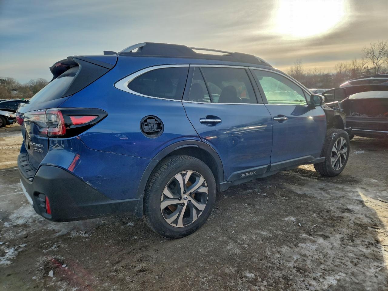 Subaru Outback Touring Image 2