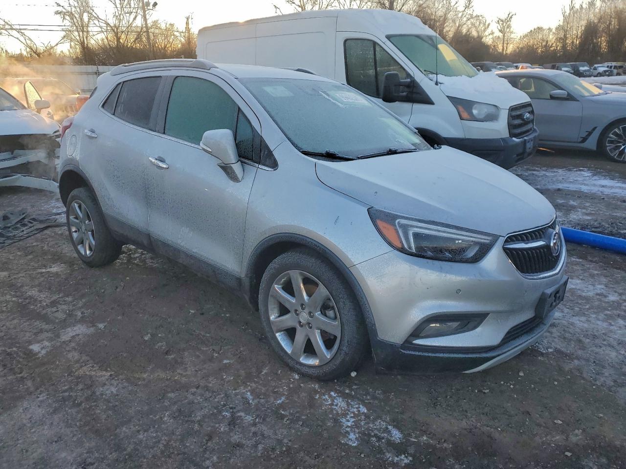 Buick Encore Essence Image 5
