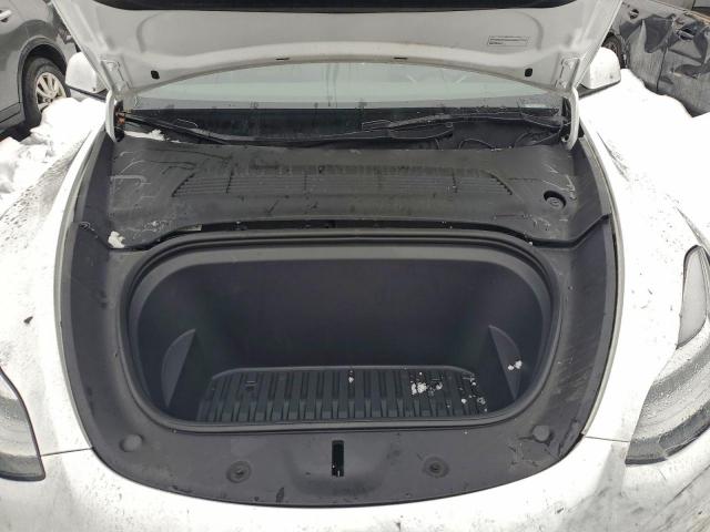 Tesla Model Y Image 13