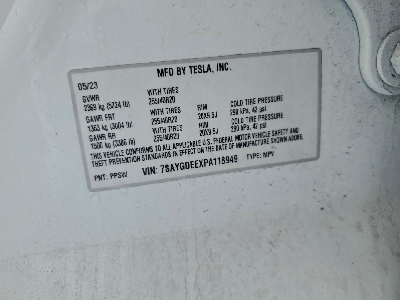 Tesla Model Y Image 11