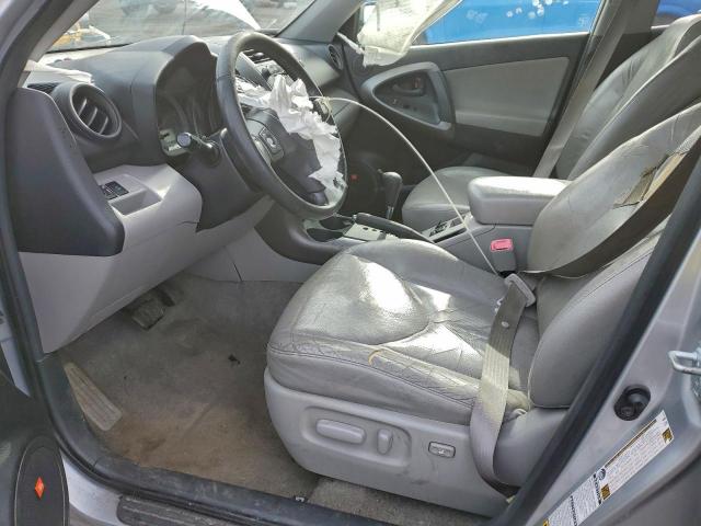 Toyota RAV4 Limited Image 10