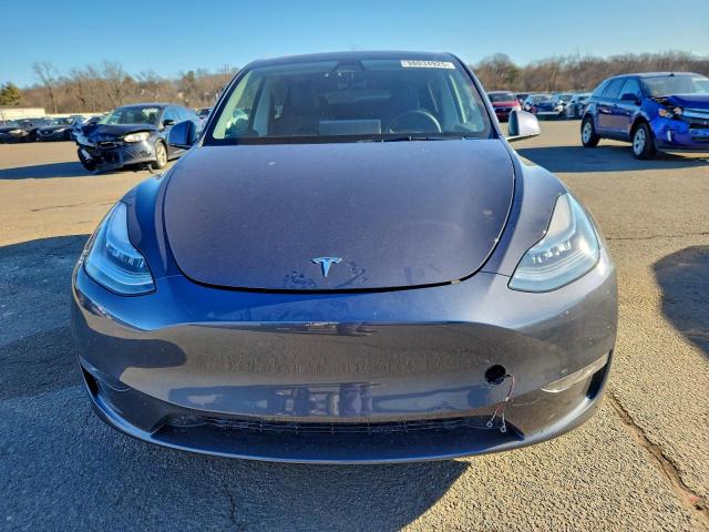 Tesla Model Y Image 5