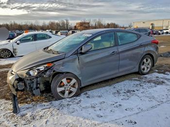  Salvage Hyundai ELANTRA