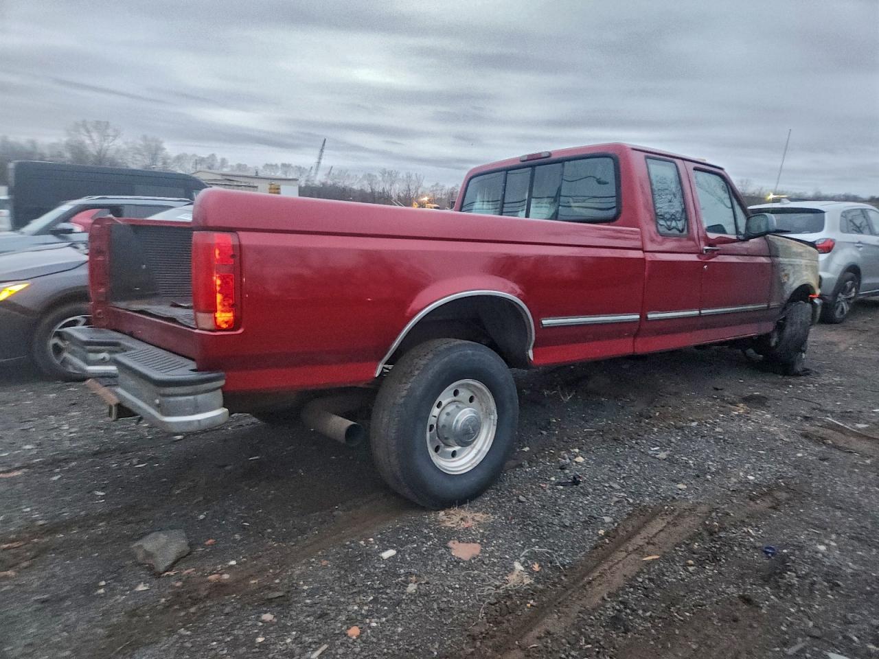 Ford F-250 Image 4