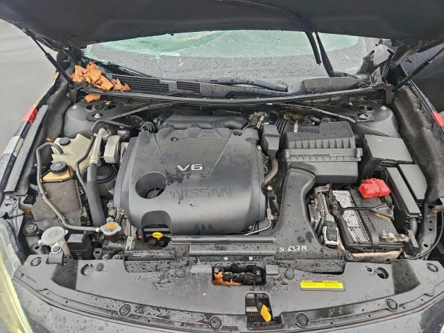 Nissan Maxima 3.5s Image 3