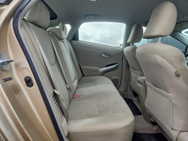 Toyota Prius Image 10