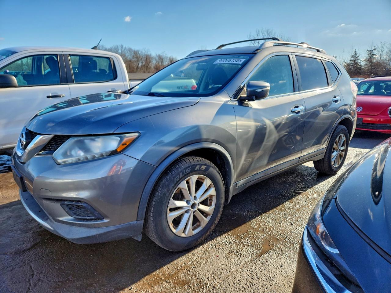 Nissan Rogue S Image 1