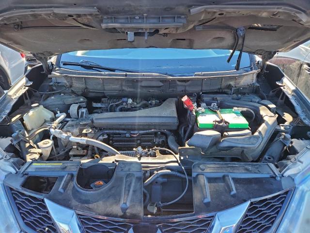 Nissan Rogue S Image 4