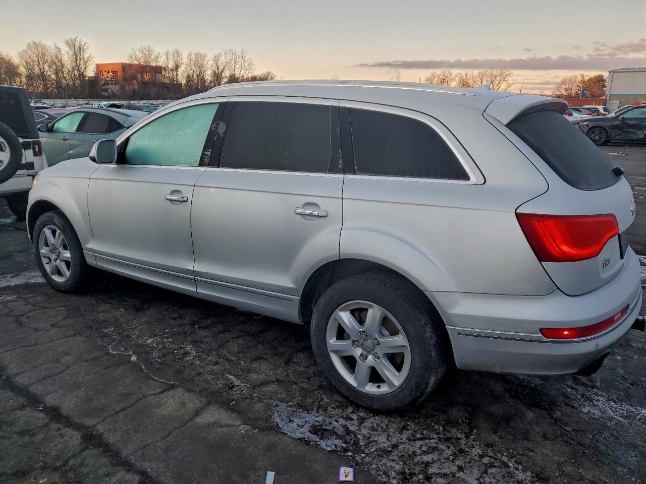 Audi Q7 Premium Plus Image 13