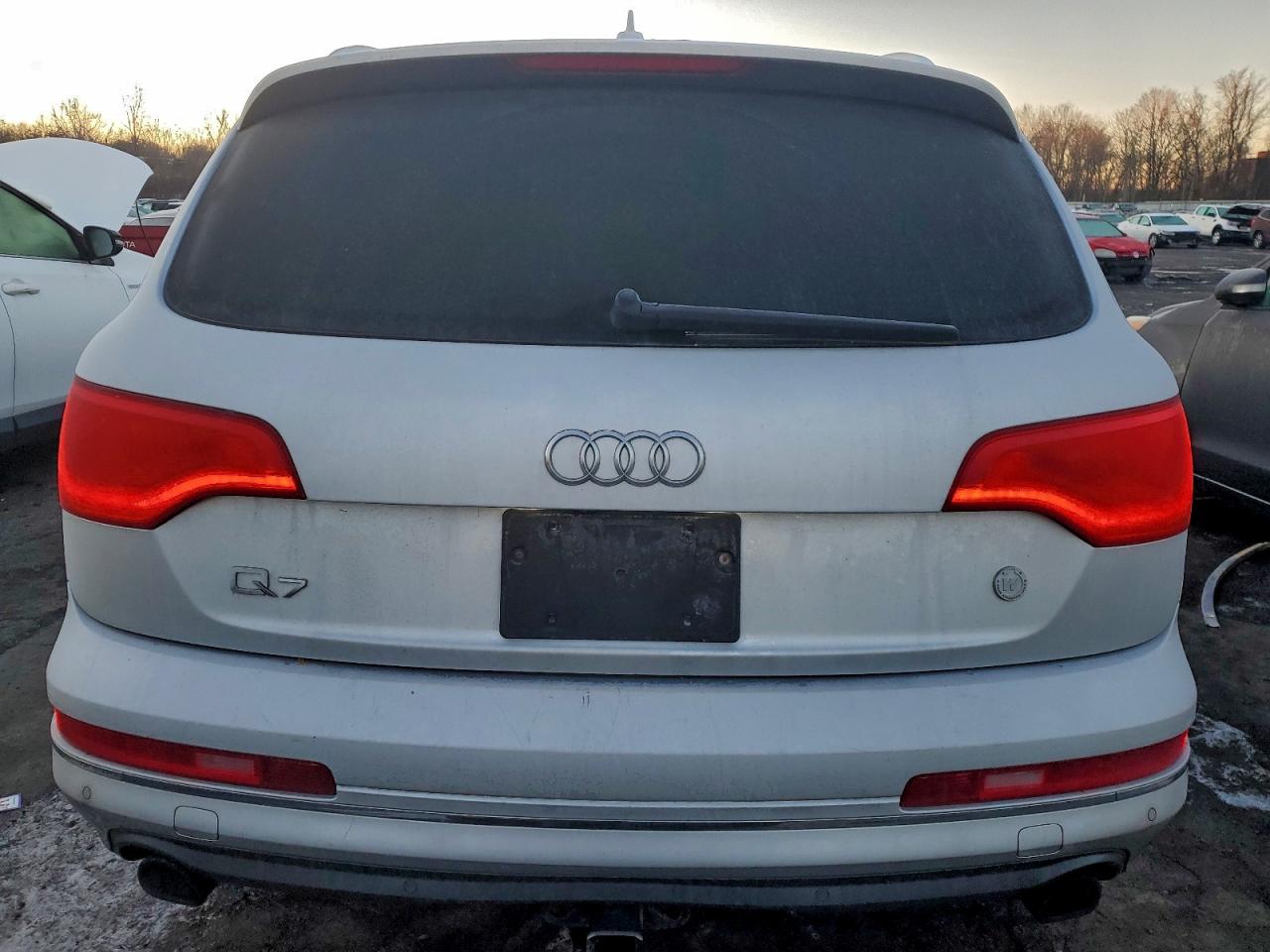 Audi Q7 Premium Plus Image 3