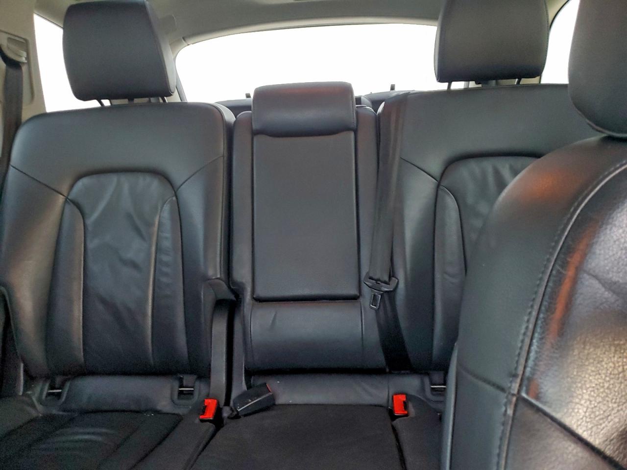 Audi Q7 Premium Plus Image 8