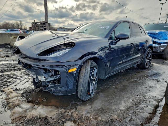  Salvage Porsche Macan Base